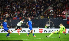 星空体育入口-国际足球赛事中技术与战术的较量