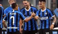 星空体育在线-包含乌迪内斯球员伤退，影响球队实力的词条