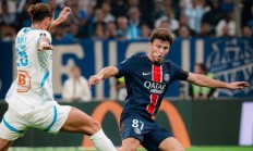 星空体育网页版-包含巴黎圣日耳曼客场战平马赛，法甲全胜战绩告终的词条