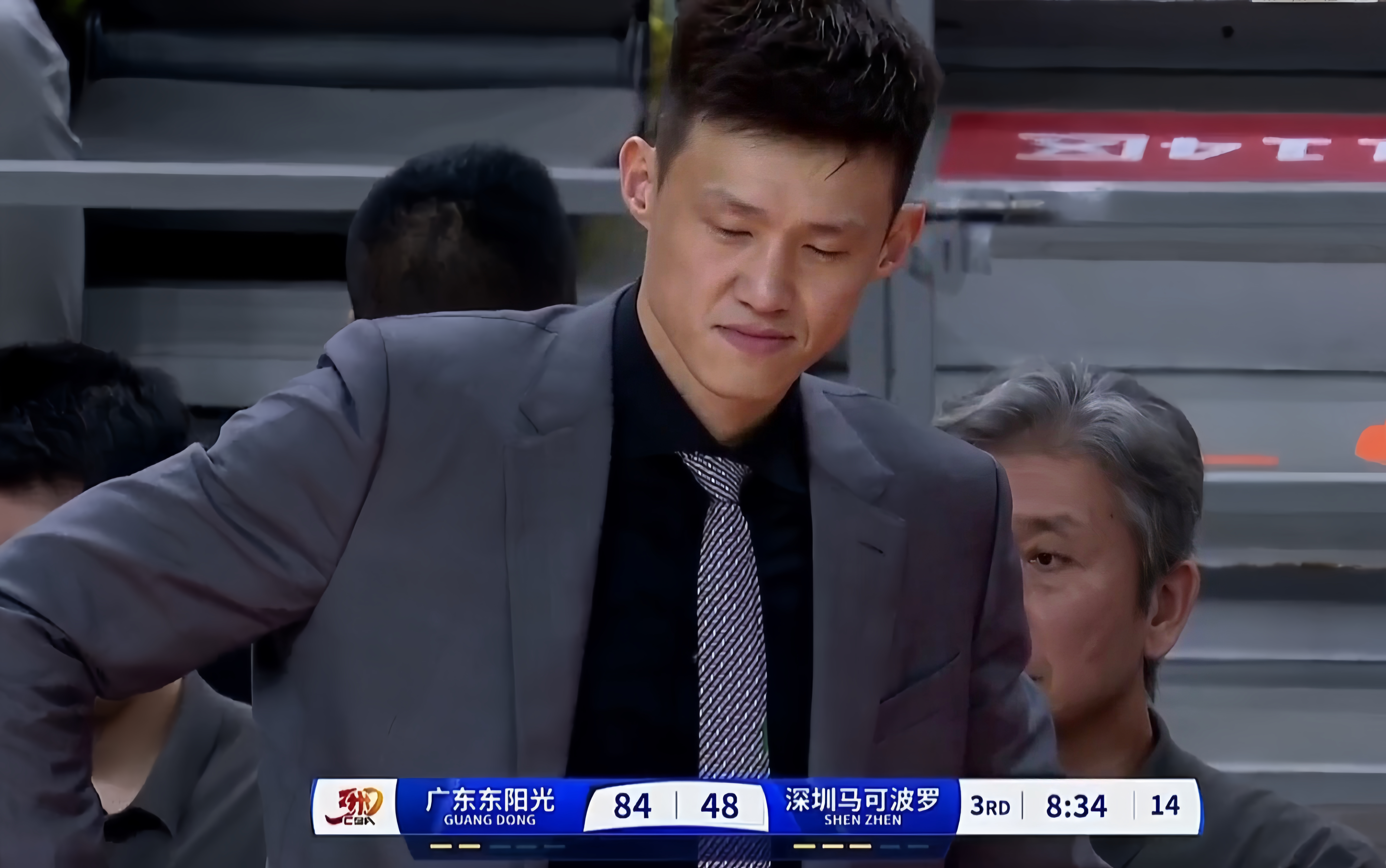 深圳男篮主场胜出，备受关注