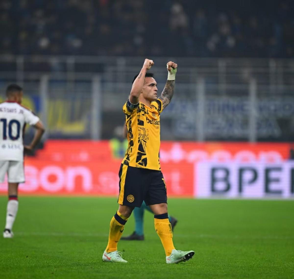 关于那不勒斯防线出现漏洞导致输球的信息