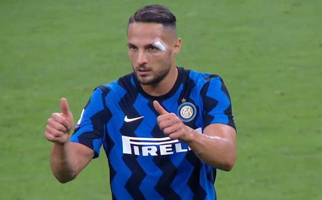 关于那不勒斯防线出现漏洞导致输球的信息