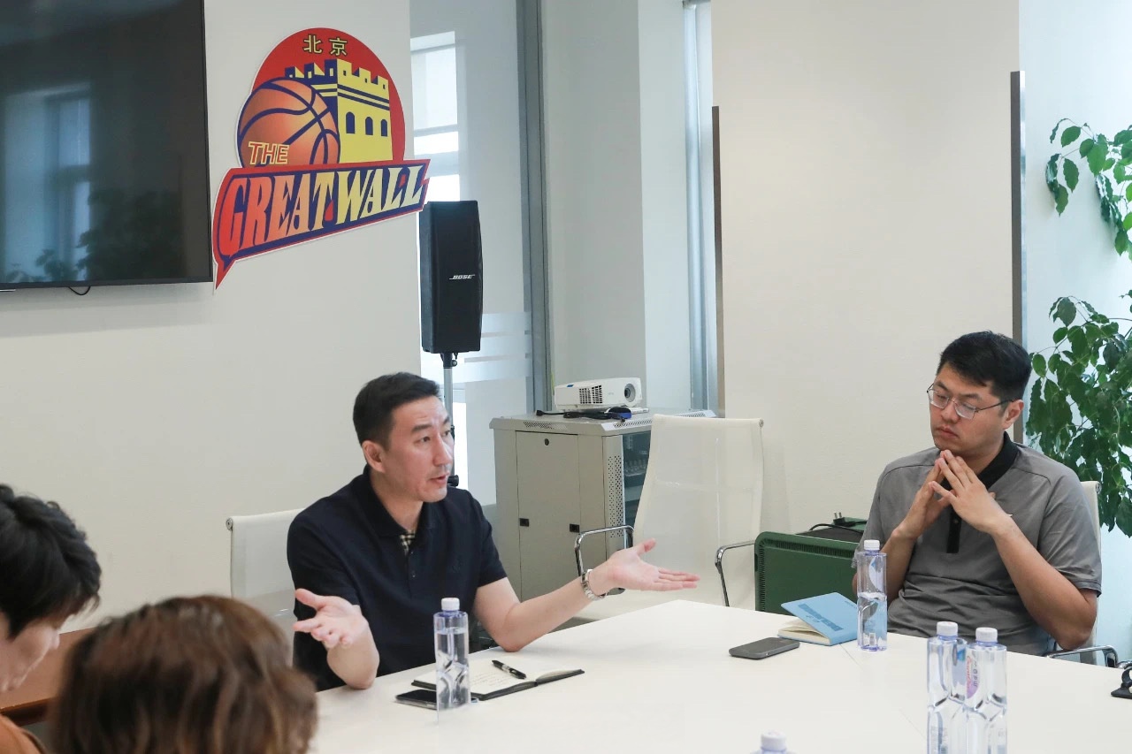 俱乐部助教发布备战训练方案，提升球队整体实力的简单介绍