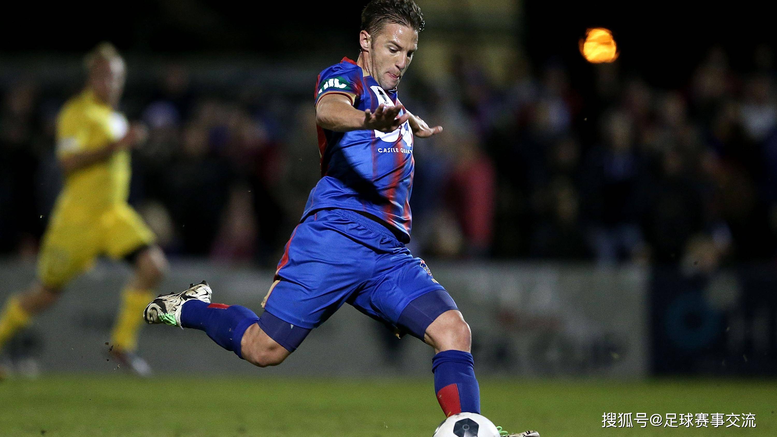 澳洲前锋射门精准,助球队轻取对手 澳洲前锋射门精准,助球队轻取对手