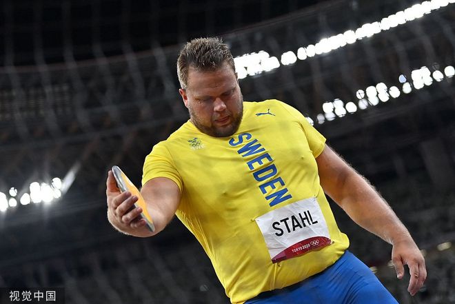 瑞典田径选手力夺冠军，势不可挡！
