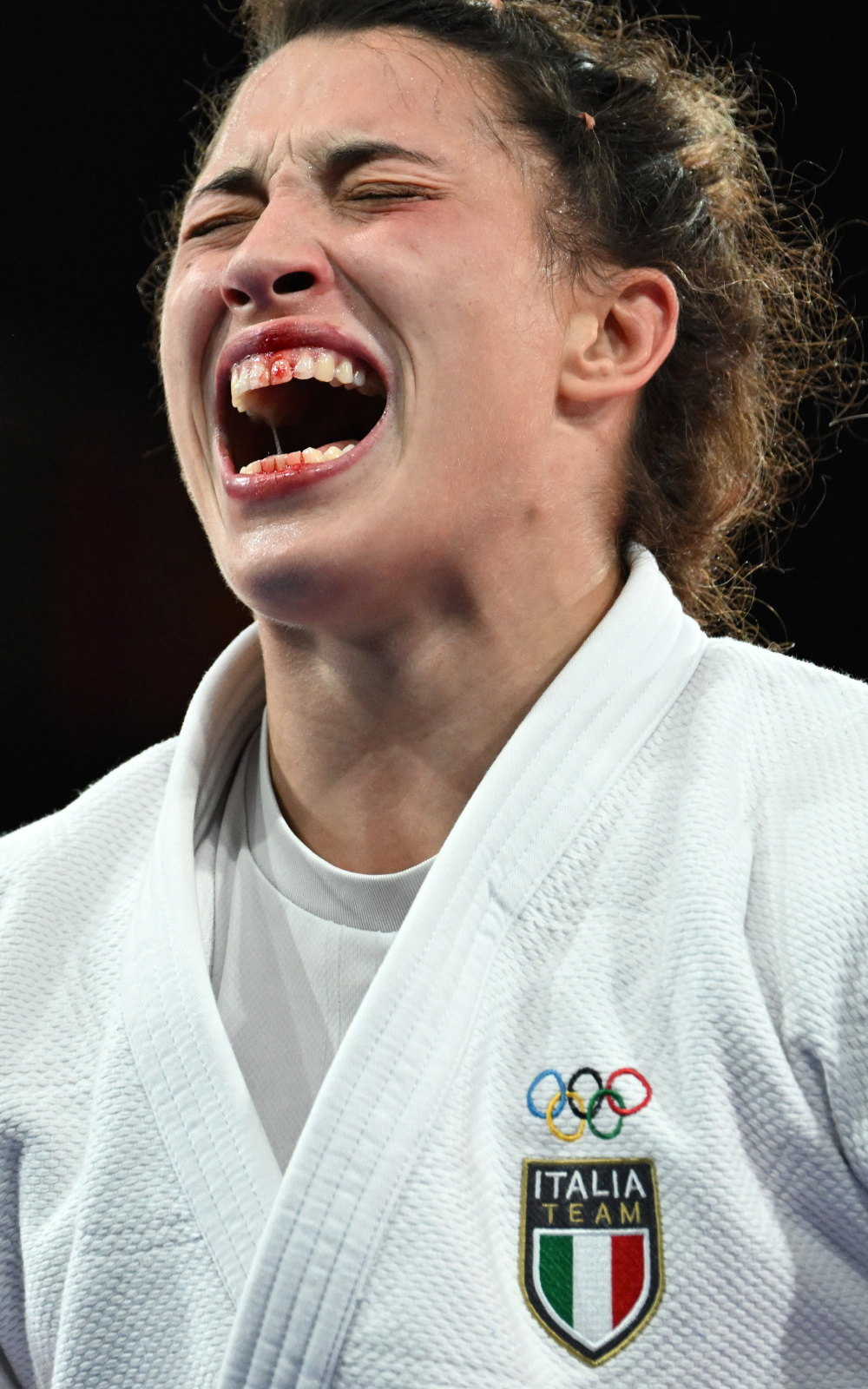 突尼斯选手夺得女子柔道金牌